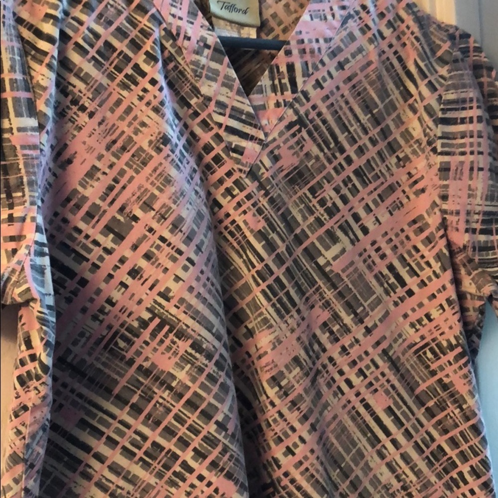 Scrub top - Picture 2 of 7